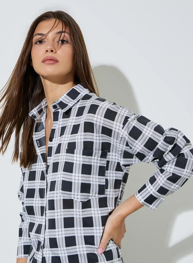ستايلي Black Plaid Longline Shirt