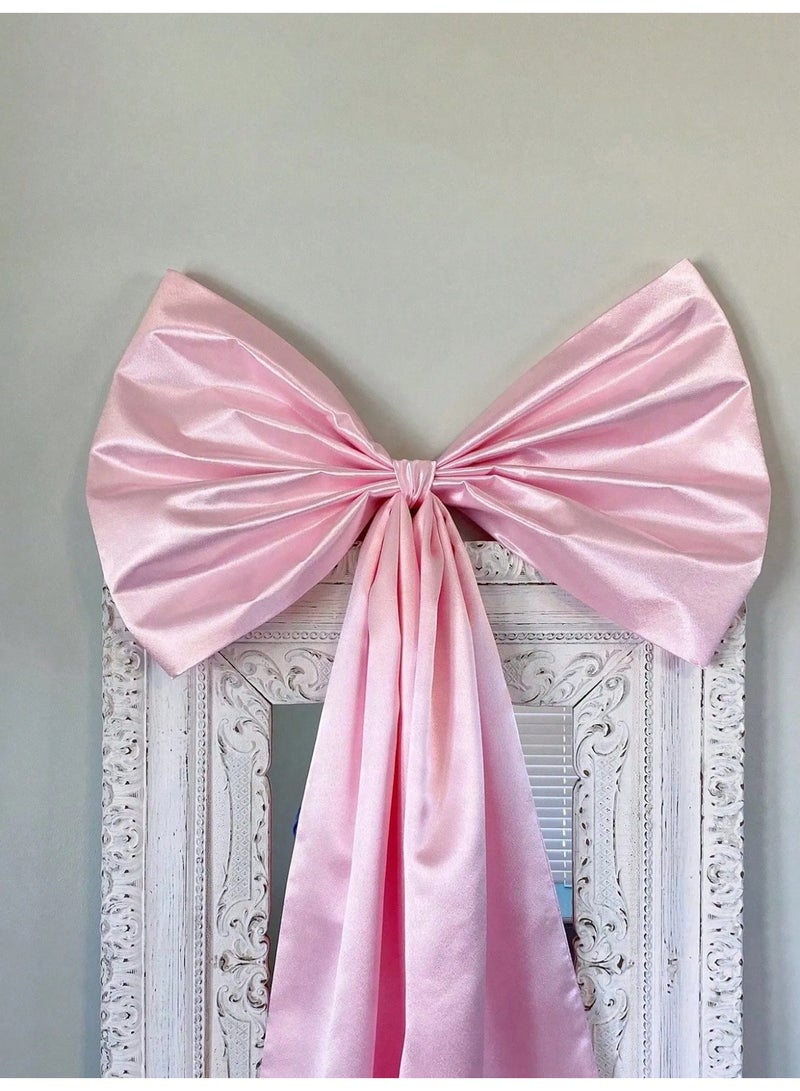 زينه اعياد ميلاد فيونكه باللون الوردي مصنوعه من الساتان بحجم كبير مناسبه لتزيين الطاولات، الكراسي، الخلفيات، الأقواس أو زوايا التصوير تضيف لمسه فاخره  لحفلات اعياد الميلاد ، استقبال المولود الجديد ، حفلات التخرج ، حفلات الخطوبه والحفلات ذات الطبع الخاص - Image 1