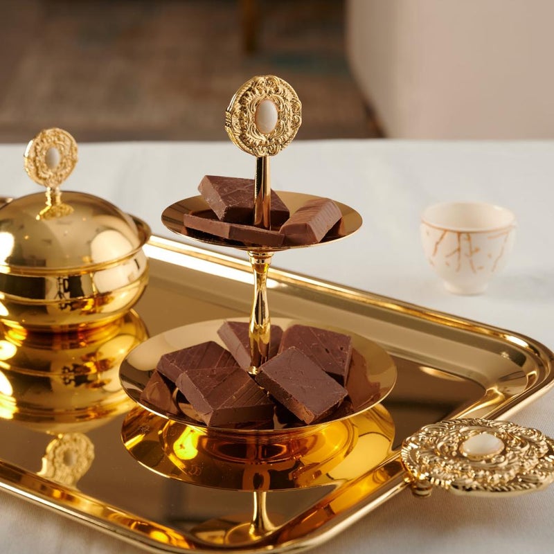 حامل الحلويات من سولتر بقطر ١٦ سم بلون ذهبي وأبيض – حامل معدني مكوّن من طبقتين مع تفصيلة نهائية من الحجر الأبيض المزخرف وحافة على شكل حبل، أداة تقديم فاخرة لحفلات الزفاف وديكور المنزل