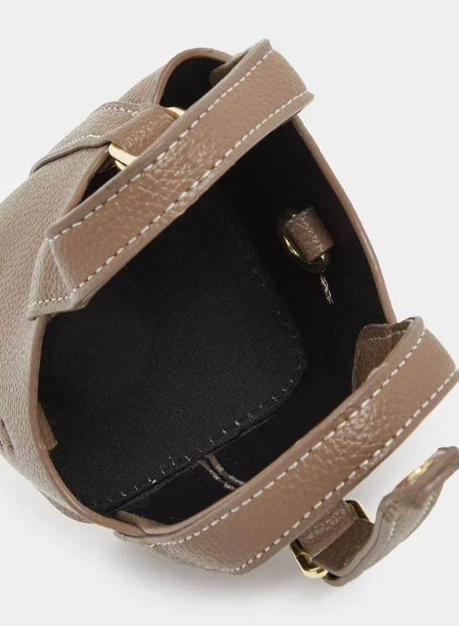 Styli Styli Lock Drop Detail Crossbody Bag