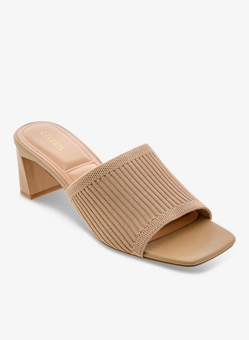 سيليست صنادل نسائية سهلة الارتداء بكعب عريض وملمس مميز