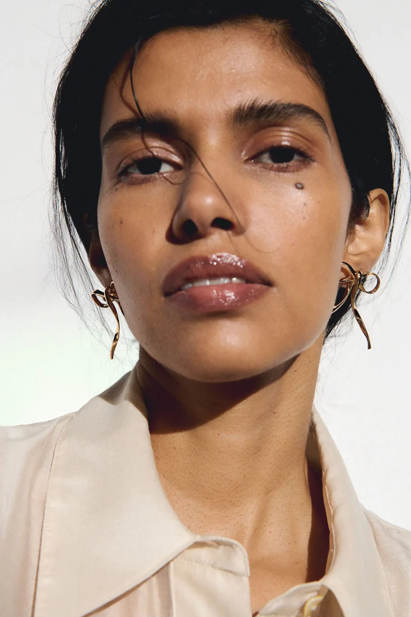 اتش اند ام حلق بتصميم فيونكة