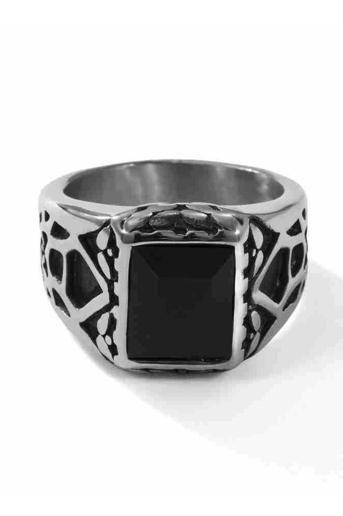 ROMAD A stylish silver ring with a rectangular black stone and elegant Arabic engravings on the sides. - Image 3