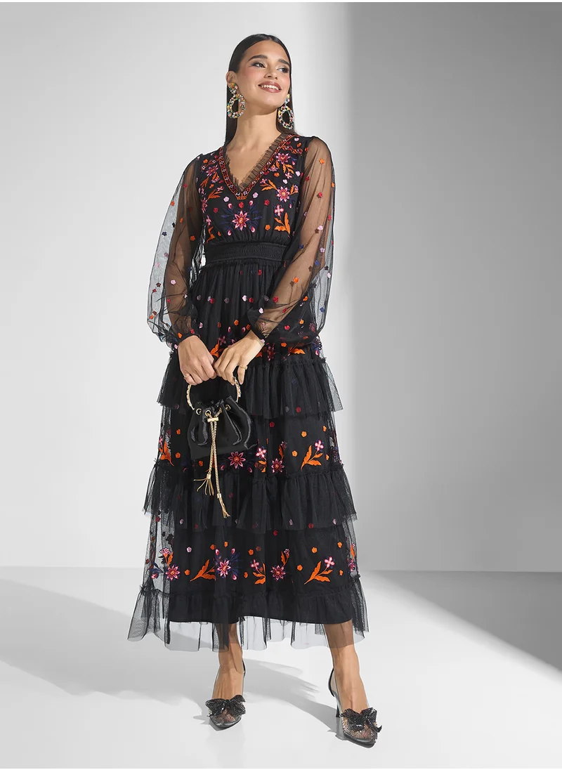 مايا Embroidered Balloon Sleeve Dress