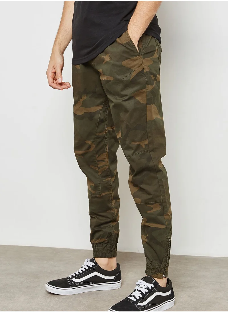 JACK & JONES Vegs Camo Print Sweatpants