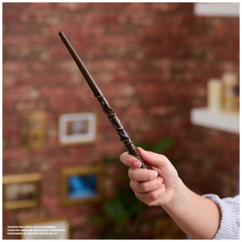 Wizarding World Harry Potter, 12-inch Magical Collector Hermione Granger Wand with Stand & Die-cast Icon, Magical Creatures, Accessory for Costumes - Image 4