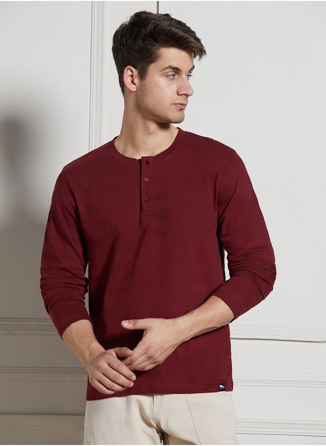 Dennis Lingo - Men's Wine Popcorn Knit Solid Pattern Regular Fit T-Shirt - Image 1