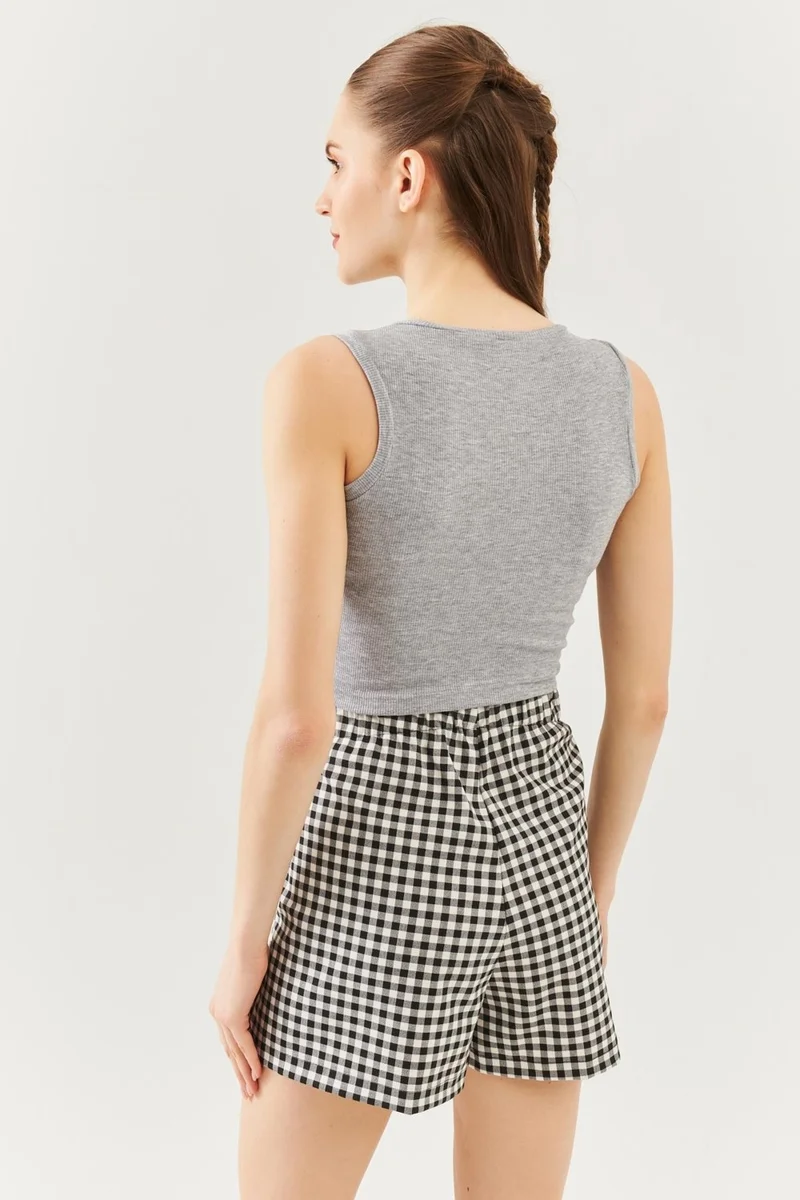 بوتيكجيز Gray Zero Sleeve Crew Neck Fitted 100% Cotton Camisole Flexible Crop Blouse