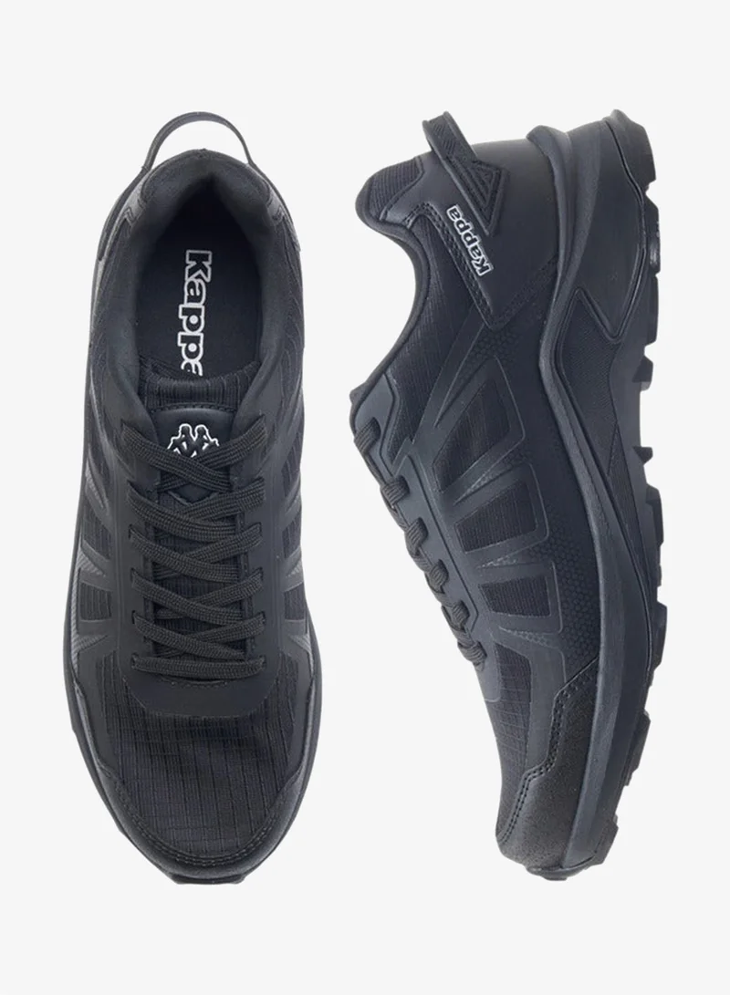 كابا حذاء رياضي رجالي برباط بنقوش بارزة