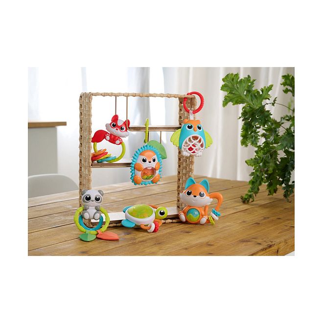 Chicco Panda Rattle for Babies 0-18 Months, Multicolor, Teething-Friendly Plastic, Soft Sounds, Easy-Grip - Image 4