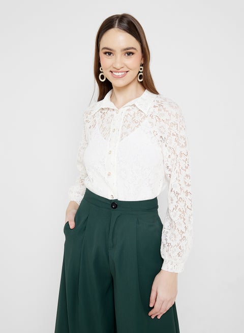 قميص بأزرار ورباط