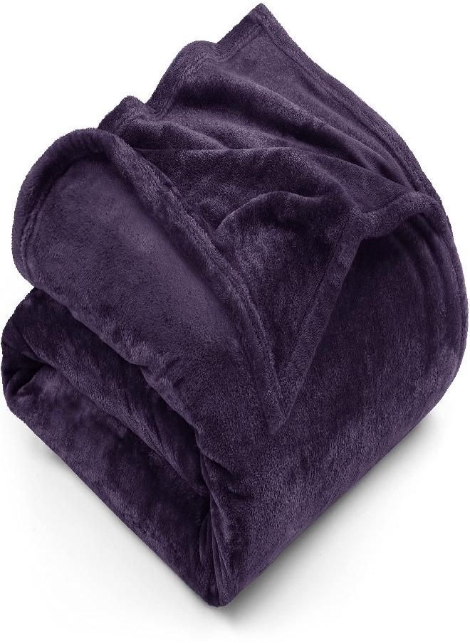 Utopia Bedding Utopia Bedding Fleece Blanket Queen Size Purple 300GSM Luxury Bed Blanket Anti-Static Fuzzy Soft Blanket Microfiber (90x90 Inches)  - Image 2