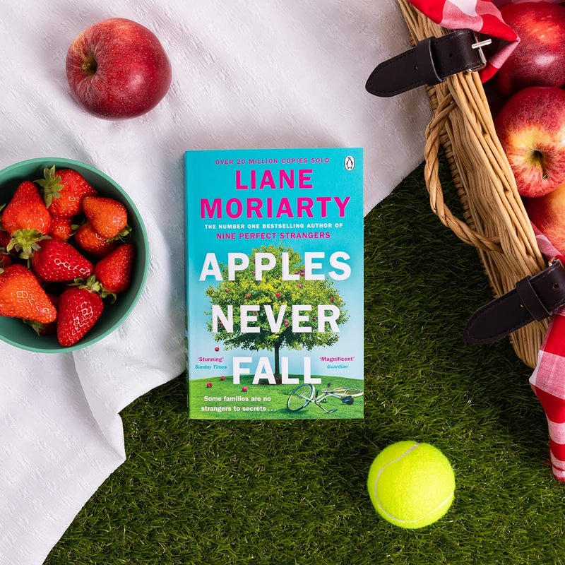 Penguin Books Ltd Apples Never Fall: The No 1 Bestseller and Richard & Judy pick from the author of Nine Perfect Strangers 2022 - Image 4