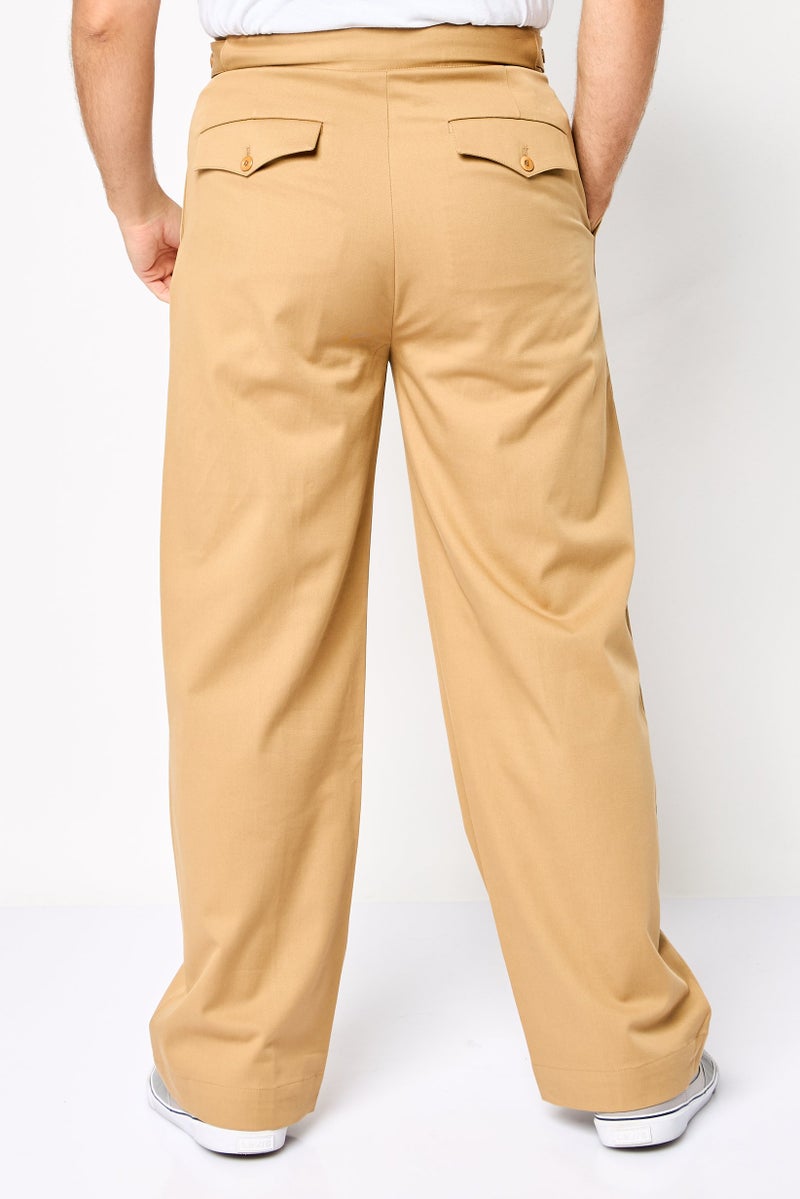 GANT Men Solid Non Stretchable Chino Pants, Tan - Image 4