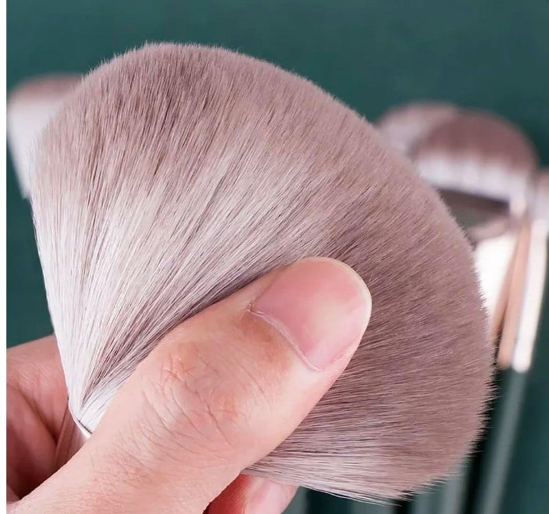 Mn Makeup Brushes 14pcs Premium Makeup Complete Cosmetic Brush Collection - Image 2