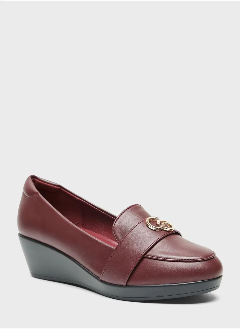 Celeste Close Toe Mid Heel Pumps