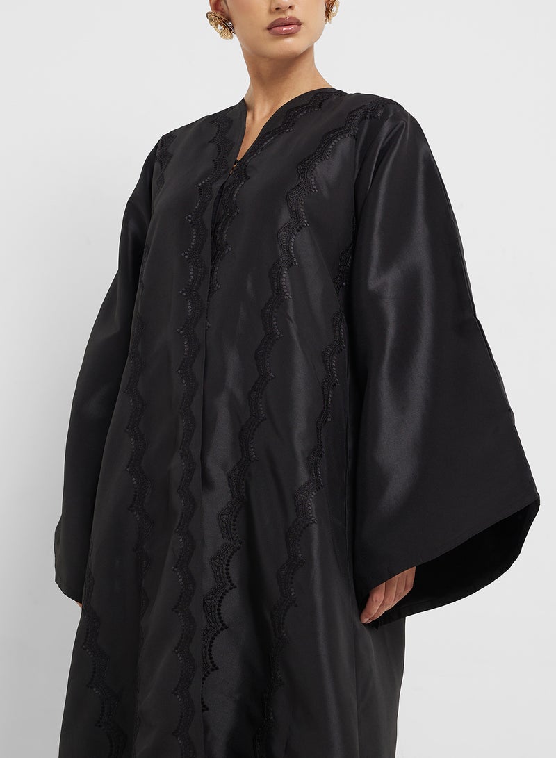 hayas closet Lace Detailed Flared Sleeve Abaya  - Image 3