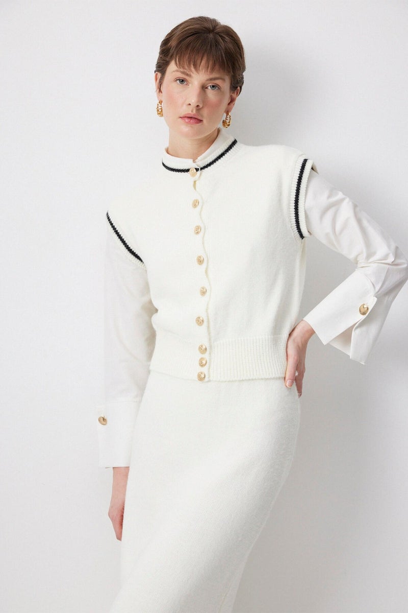Touche Vest Skirt Knitwear Set - Image 3