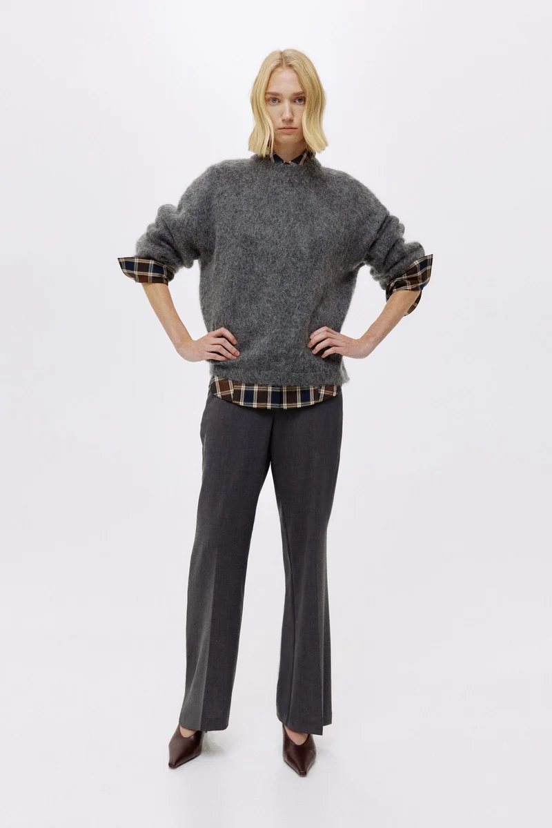 اتش اند ام بنطلون بقصّة مستقيمة مع كسرات