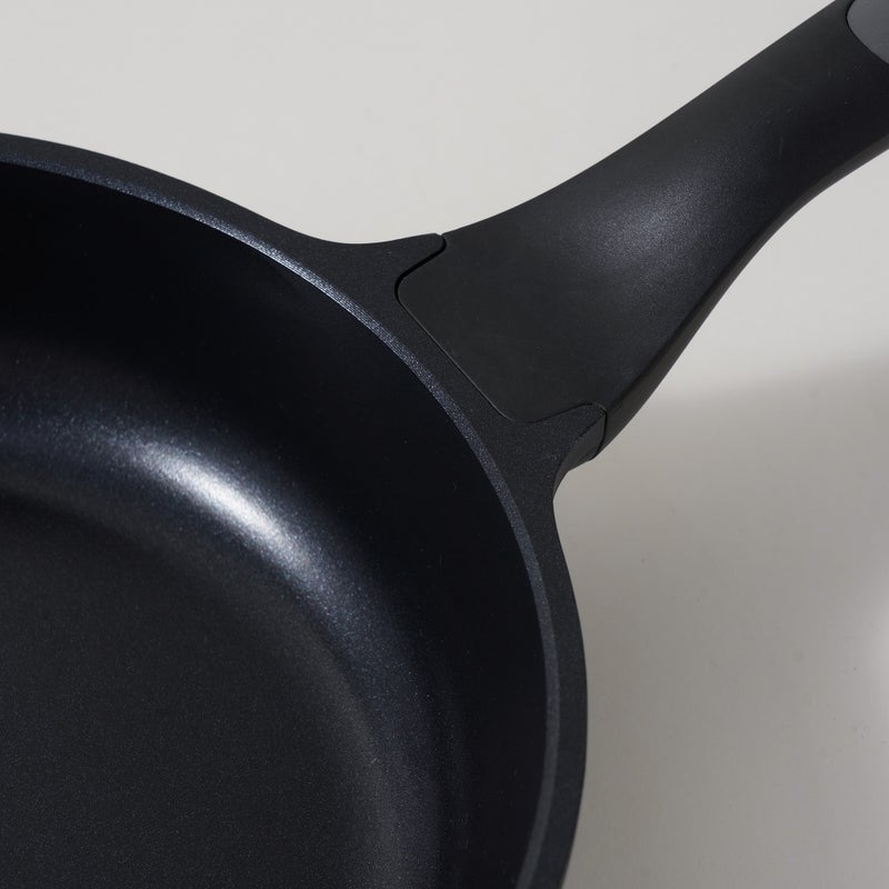 بيرجوف بيرجهوف مقلاة الومنيوم بغطاء 24سم، أسود - Image 3