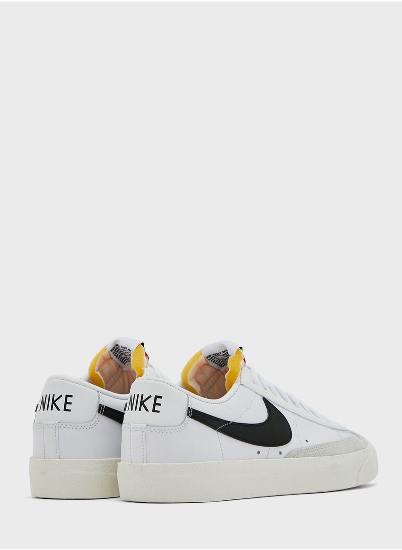 Nike - Blazer Low '77 Vintage - Image 1