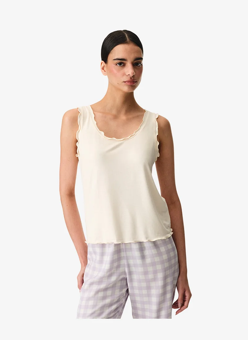 بنتي Women Sweet Day Beige Camisole