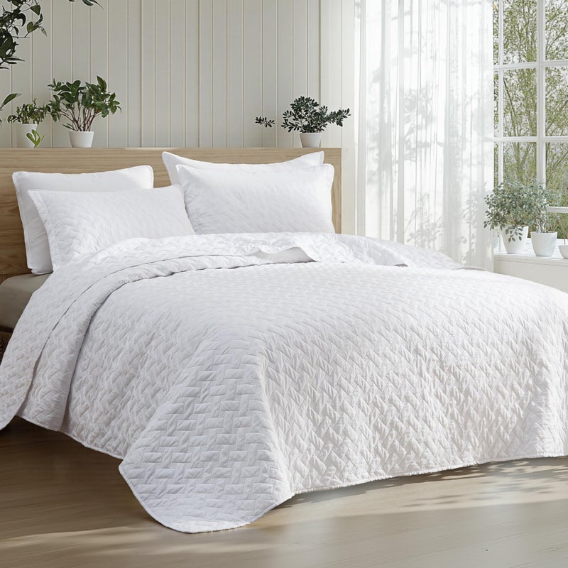 Bedsure Quilts King Size - Lightweight Bedspreads King Size with Basket Weave Pattern, Soft Quilt Bedding Set, White Comforter Set Coverlet for All Seasons with 2 Pillow Shams (106" x 96") - Image 1
