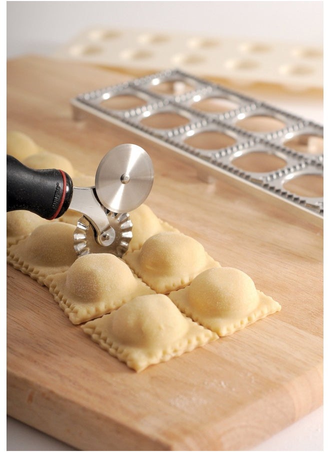 Norpro Norpro Grip-EZ Pastry/Ravioli Wheel, 7″ x 3″ x .75″, Black  - Image 4