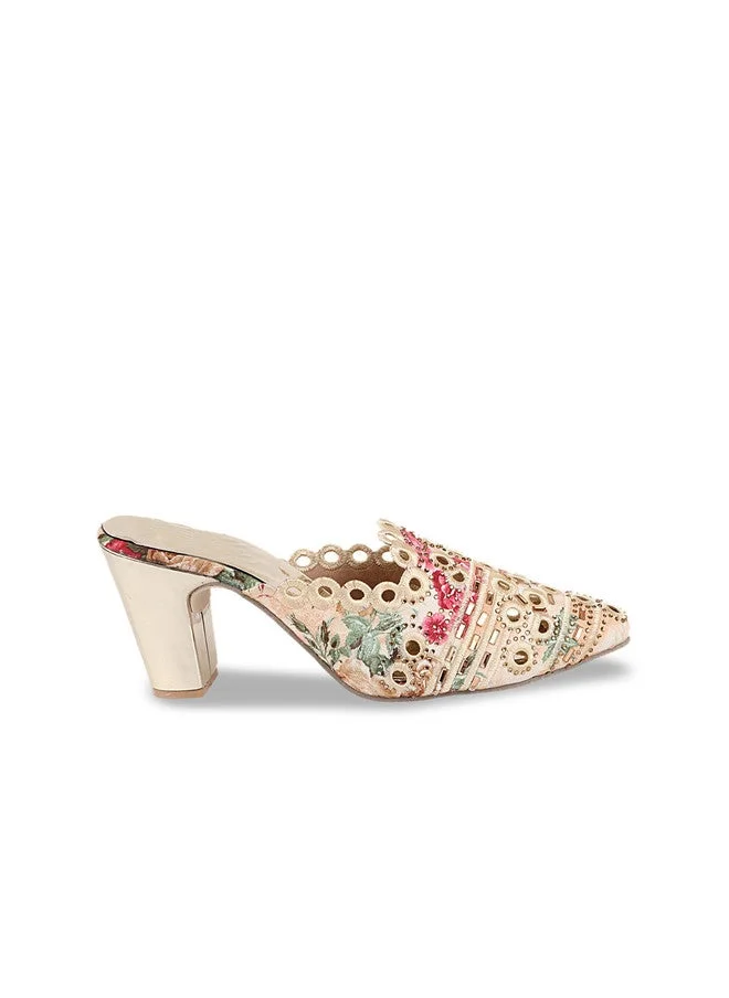 Shoetopia Shoetopia Girls Embellished Pointed Toe Ethnic Block Pumps