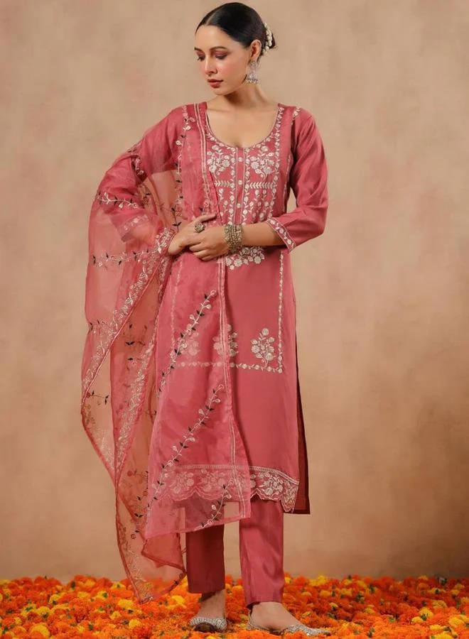 Embroidered 3/4 Sleeves Kurta and Pants with Dupatta Set by Styli