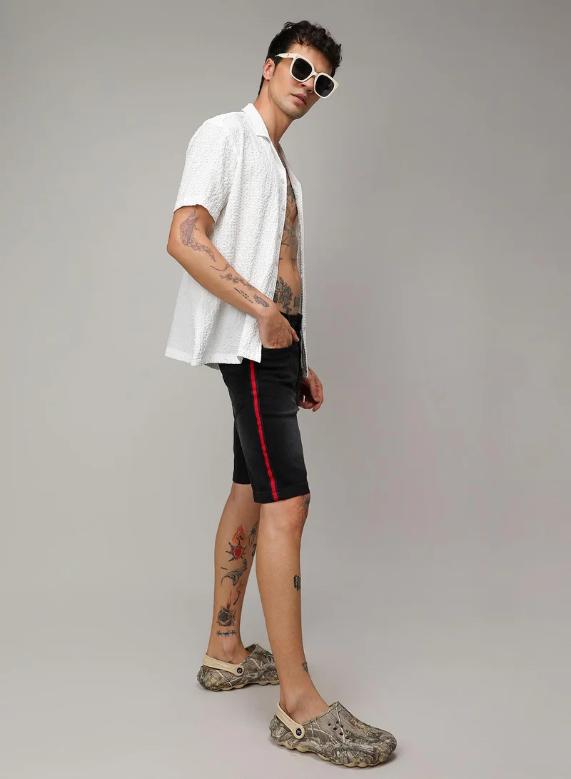 Campus Sutra Men's Black Contrast Side-Striped Denim Shorts