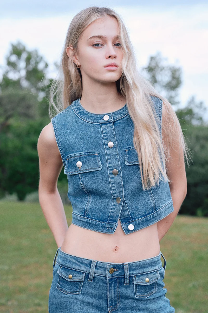 H&M Cropped denim top