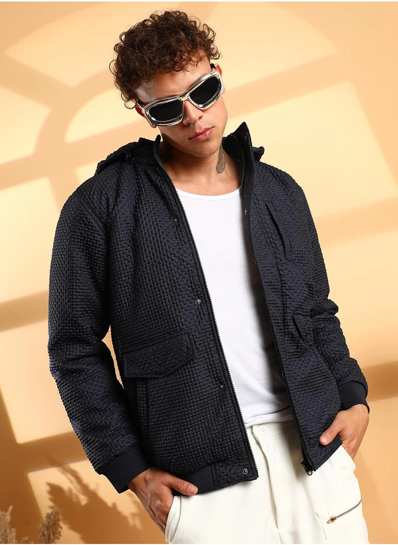 كامبوس سوترا Men's Navy Blue Self-Design Diamond Puffer Jacket With Fleece Hood