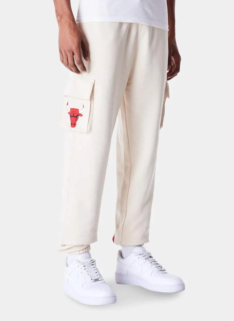 نيو ايرا Men's NBA Chicago Bulls Wordmark Sweatpants