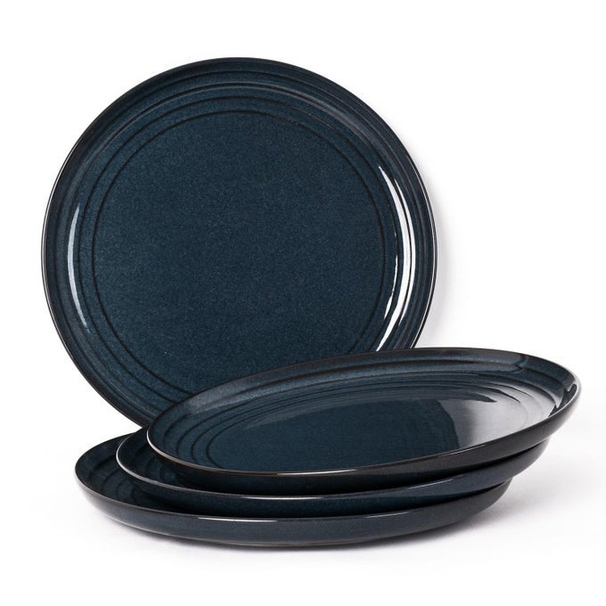 HANDCRAFTED CHIP RESISTANCE PORCELAIN QUARTER PLATES SIDE SNACKS PASTA PLATES 4 PIECES MICROWAVE AND DISHWASHER SAFE SMALL PLATE SET FOR DINING AND GIFTING SET OF 4 SAPPHIRE BLUE