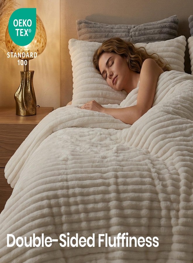 Quataly Marshmallow Queen Fleece Comforter Set White Faux Fur Fluffy Comforter Set Luxury Bedding Set Soft Plush Fuzzy Warm Bed Set All Season 3 Pieces (1 Shaggy Comforter, 2 Pillowcases) - Image 4