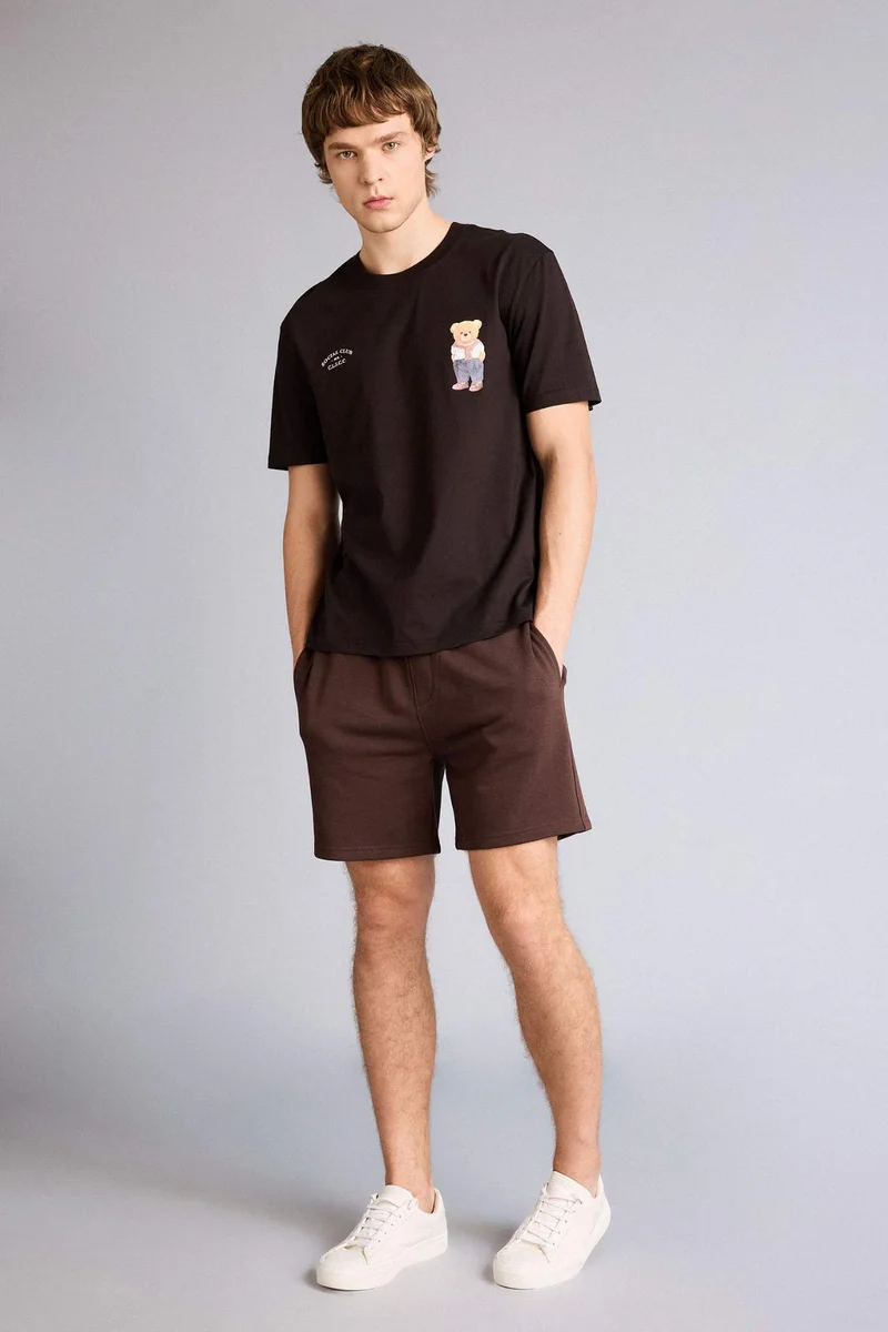 ديفاكتو Regular Fit Regular Hem Shorts