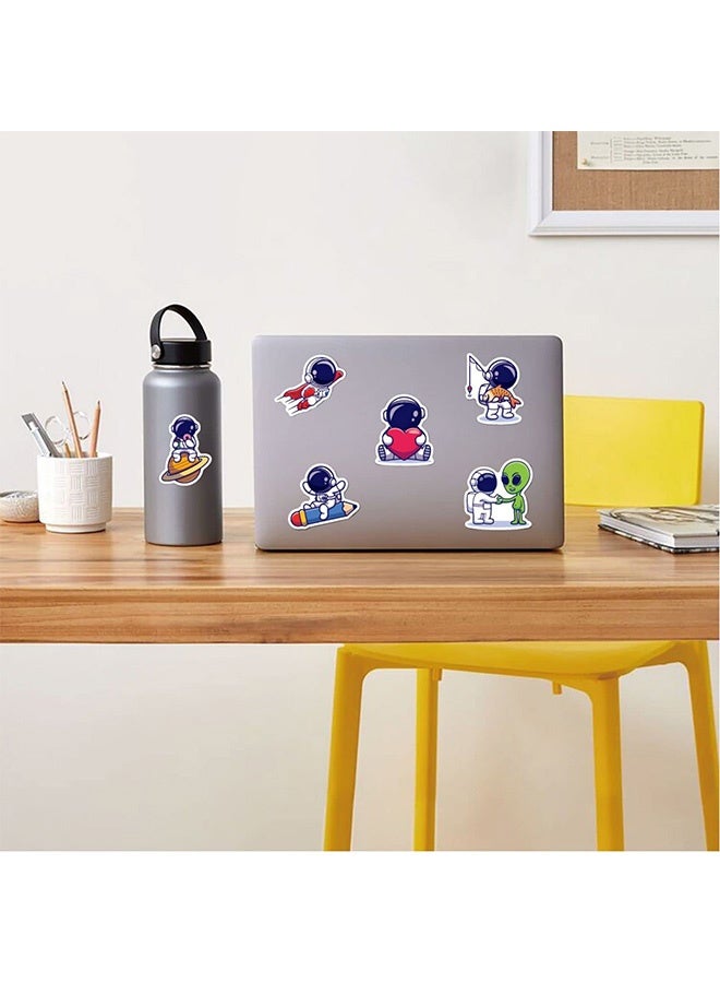 Peachjoy 50 قطعة ملصقات رائد فضاء من الفينيل، ملصقات ملونة مقاومة للماء لزجاجات الماء، ملصق فينيل رائع للكمبيوتر المحمول، الهاتف، لوح التزلج، الأمتعة، هدايا ملصقات كلاسيكية للمراهقين والبالغين - Image 5