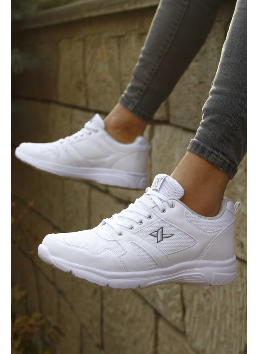Letao Men's Women's Casual Sports Shoes  - Image 1