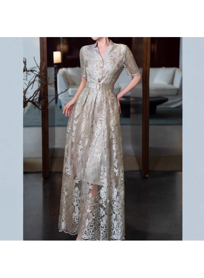 إسكدنيا فستان سهره نسائي أنيق طويل بتصميم خفيف وفاخر مع تطريزات فاخرة من الشيفون. - Image 2