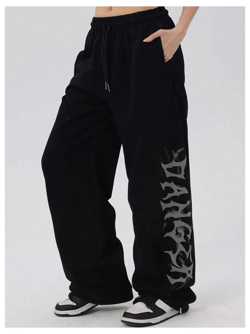 Verdusa Women's Wide Leg Pants Baggy Gothic Graphic Sweatpants Fall Clothes Long Pants Streetwear Black Medium - Image 4