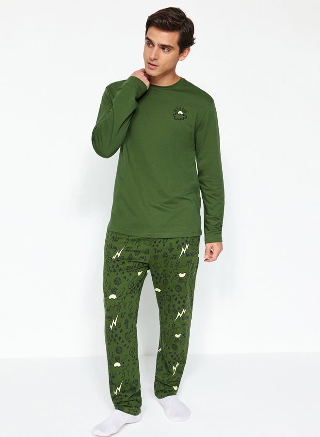 trendyol Men's Khaki Embroidered Regular Fit Knitted Pajamas Set - 100% Cotton - Image 3