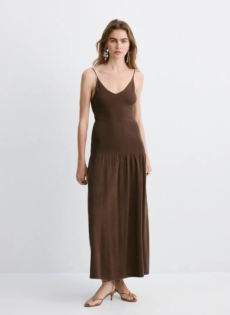 مانجو Knitted dress with gathered detail