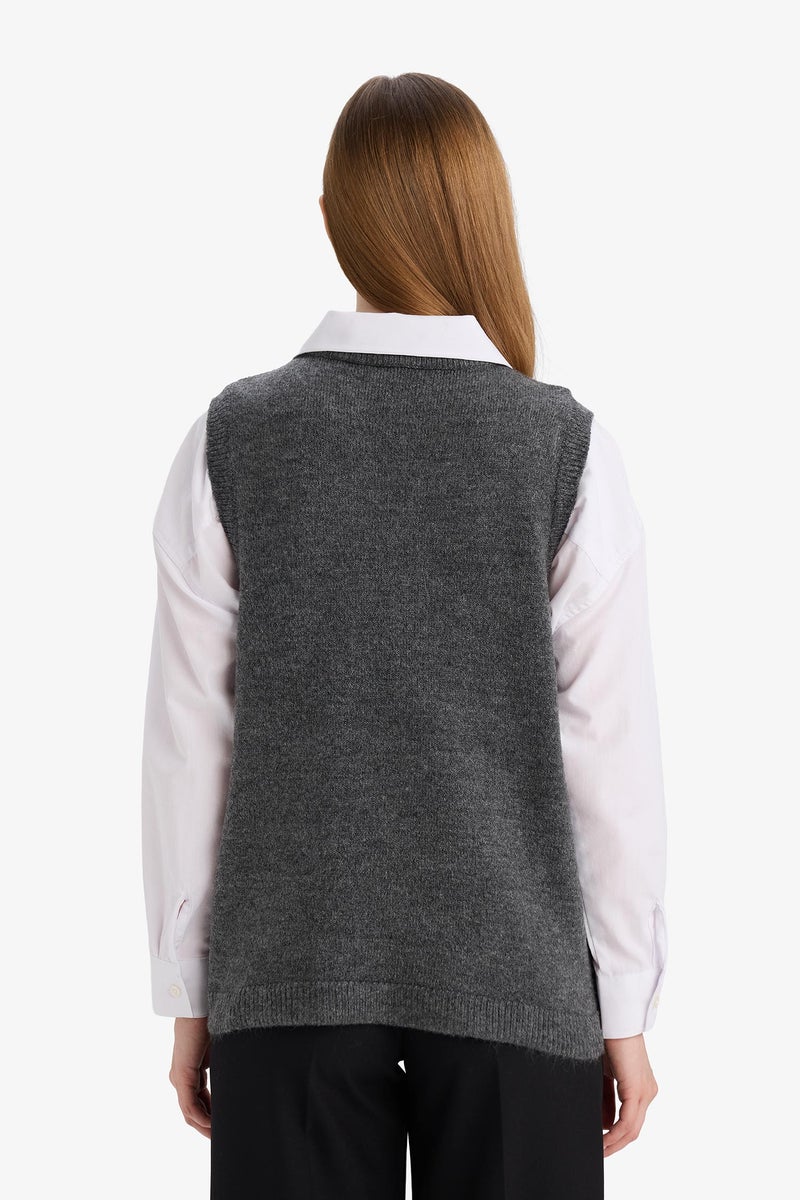 DeFacto Grey Woman Regular Fit Crew Neck Embroidered Knitwear Vest Casual - Image 5