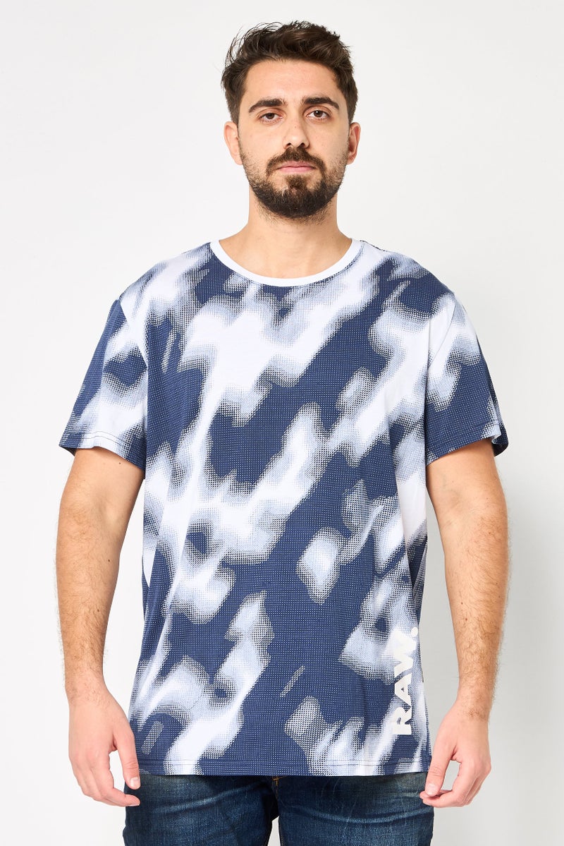 G-Star RAW تي شيرت رجالي بأكمام قصيرة وياقة دائرية بتصميم تمويه، متعدد الألوان - Image 1