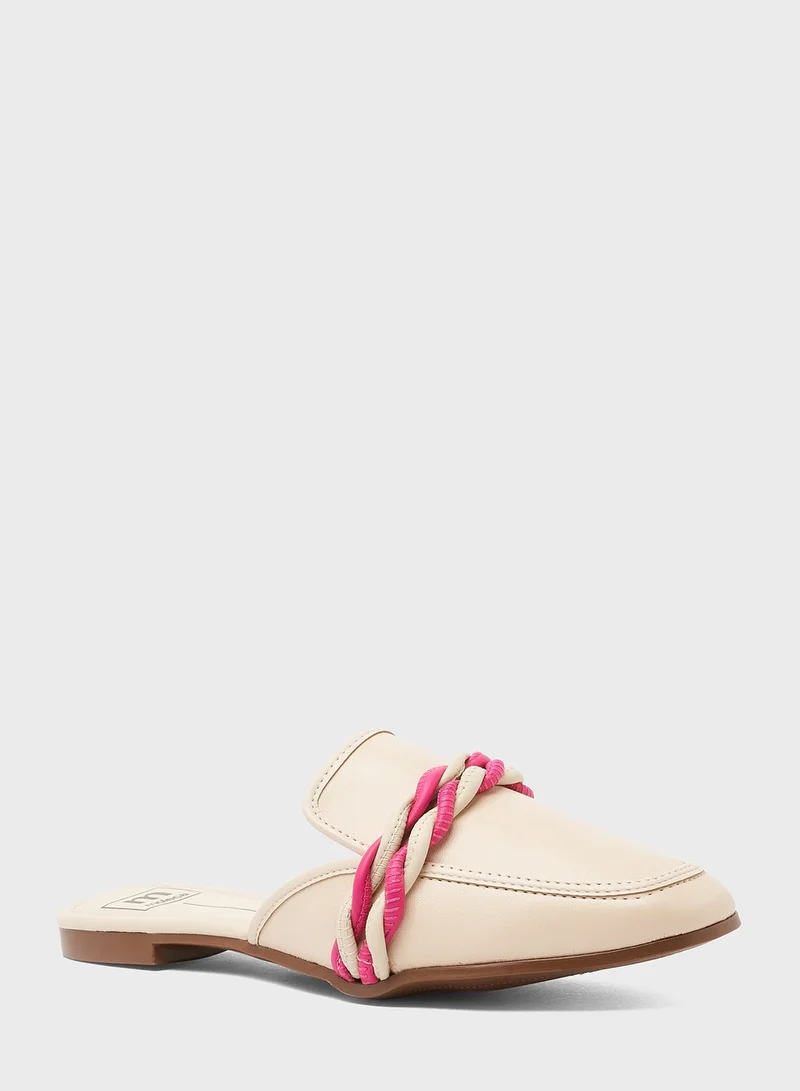 MOLECA Emerie Slip ons