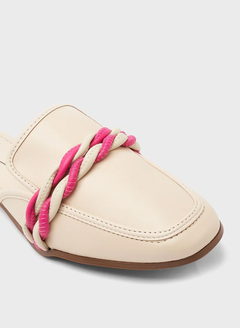 MOLECA Emerie Slip ons