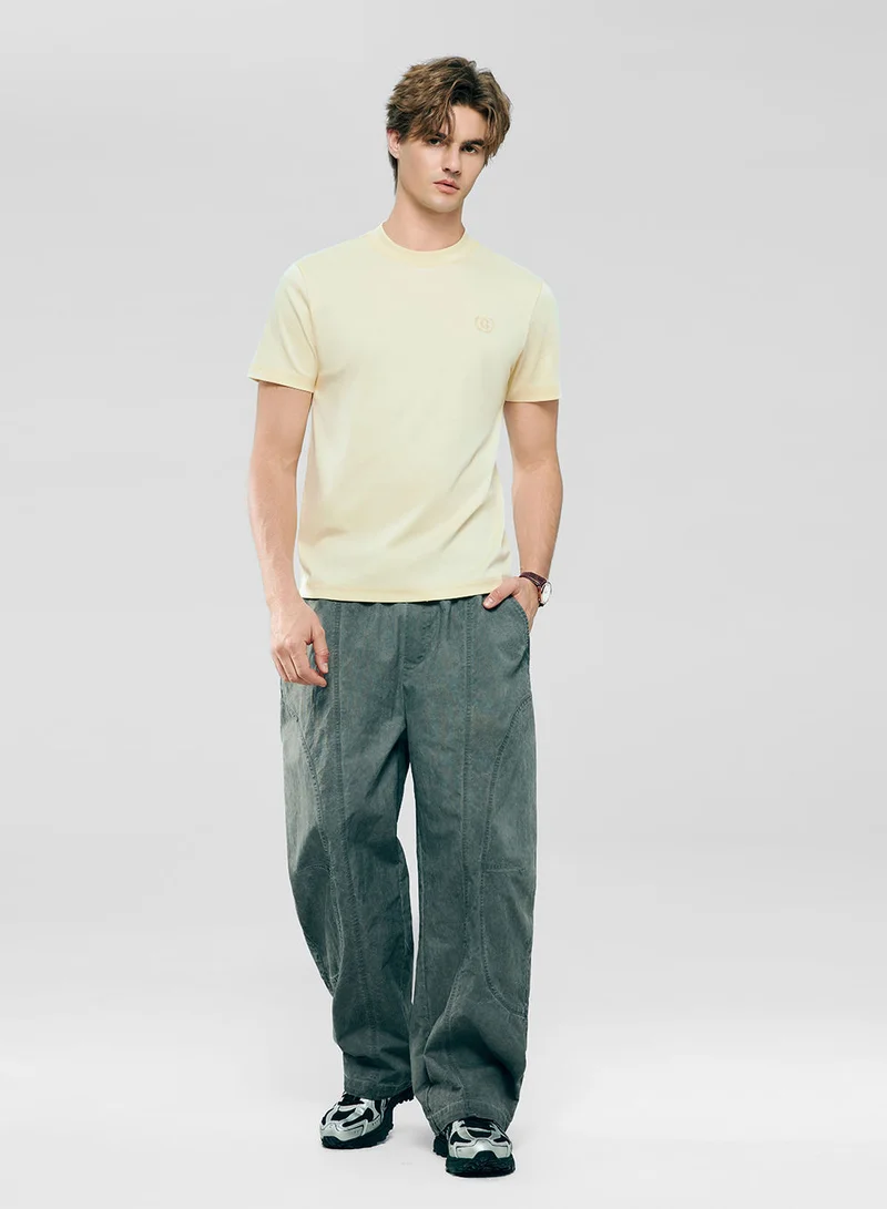 GIORDANO Men's Slim Fit Liquid Touch Cotton Crew Neck Tee