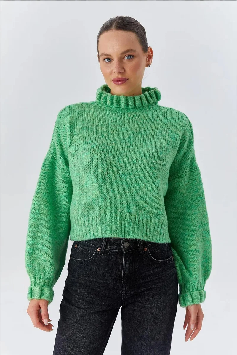 Mixray Mixray Thick Turtleneck Textured Crop Sweater