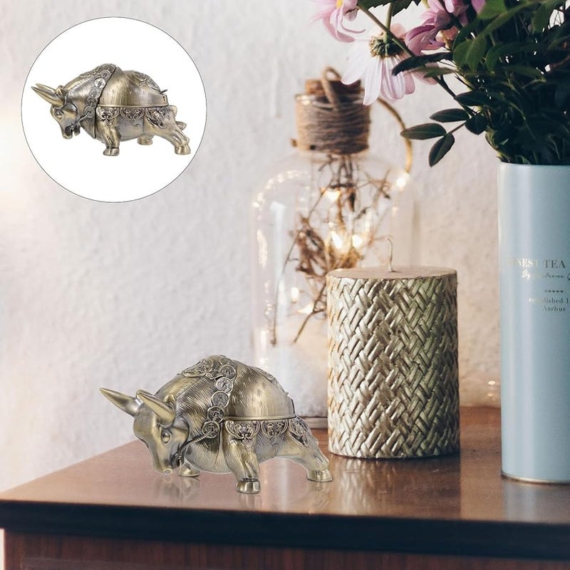 صينية رماد على شكل بقرة من سبائك الزنك مقاومة للرياح مع غطاء حامل سجائر للمكتب والمنزل - Image 5